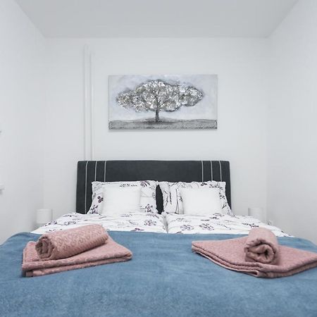 Apartman Lariva Osijek Exterior photo